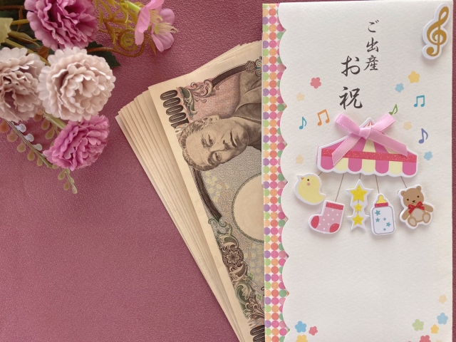 両親からの5万・10万円の高額な出産内祝いへのお返しはどうする?
