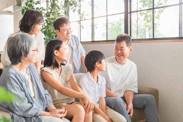 そもそも実家に帰省する際にお土産っているの？
