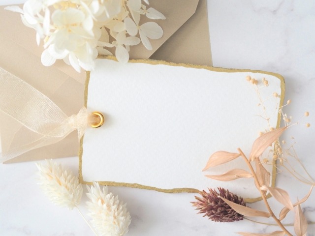 彼氏のお母さんに誕生日プレゼントを渡す際に添えるメッセージ